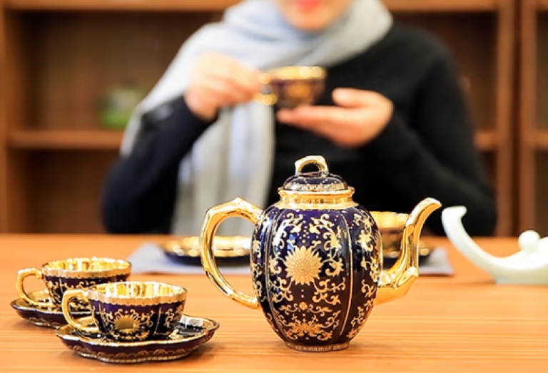 Blue Treasure Golden Branch Luxury Bone China Tea Set