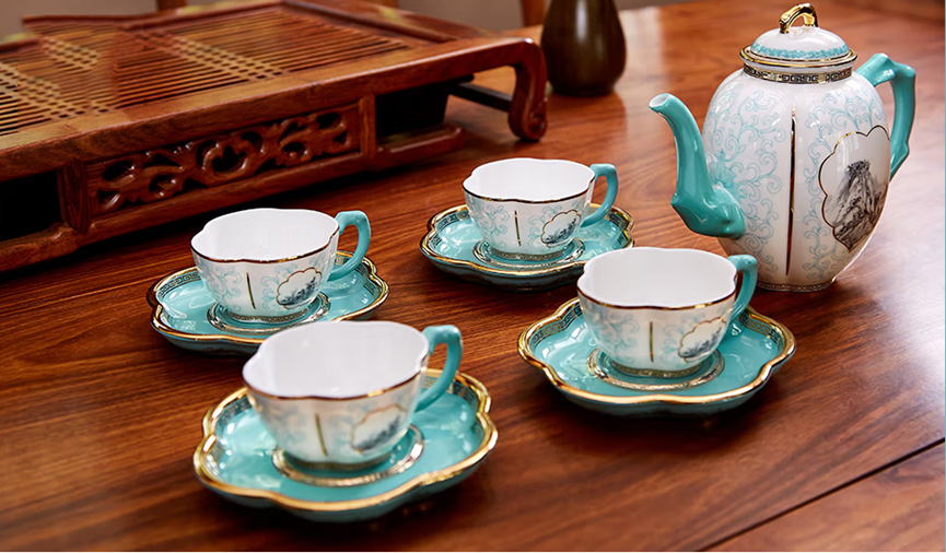 Bone China Teapot and Tea Cup Set Suitable for Home Use or Gift Giving